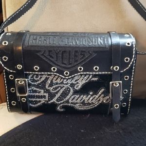 Small leather purse 9" long x 3" wide x 6" deep